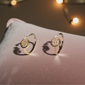 Elegant Gold and Rose Gold Ring with Crescent moon/star